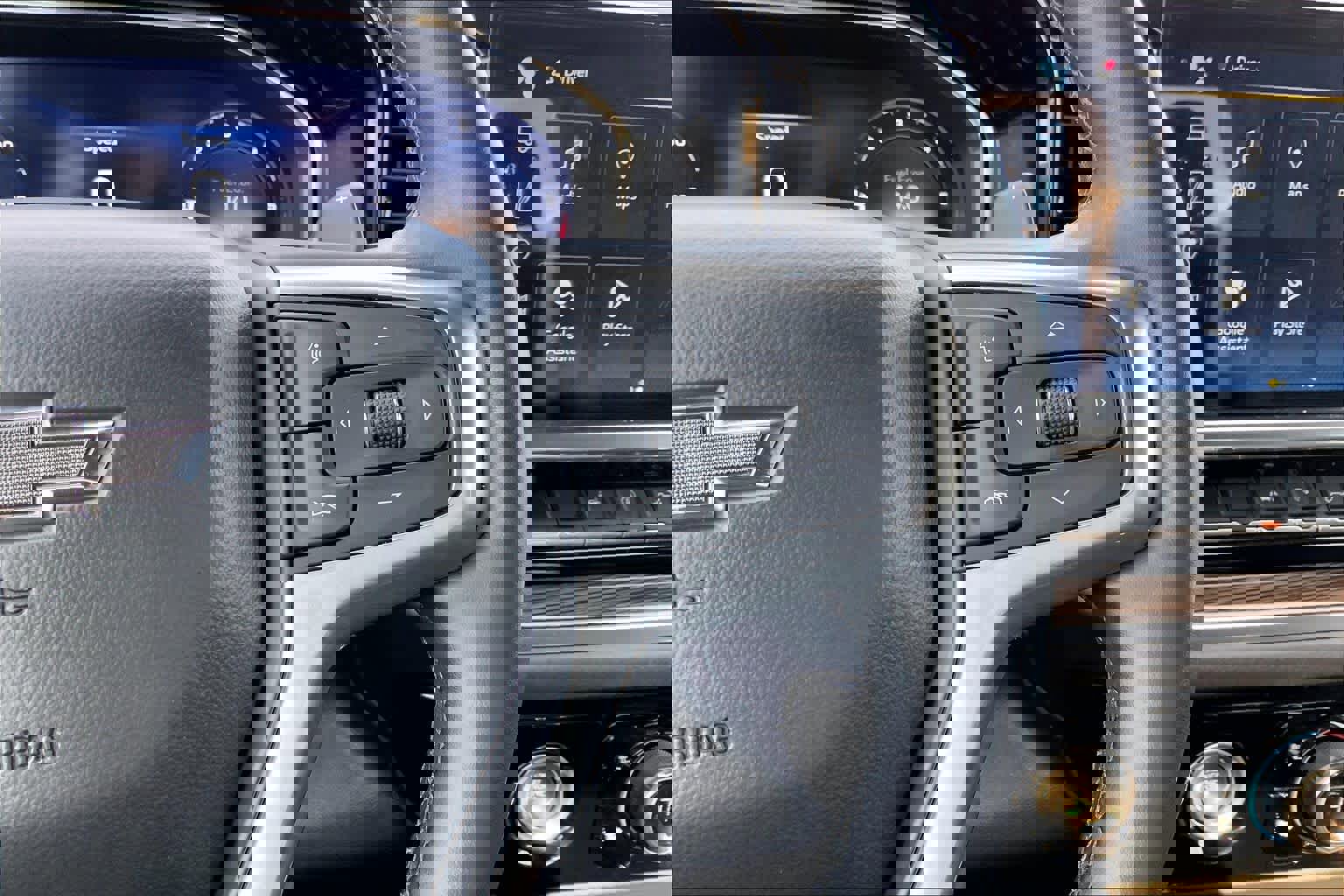 Used 2024 Chevrolet Silverado 1500 LT Trail Boss w/ LPO, Dark Essentials Package image 24