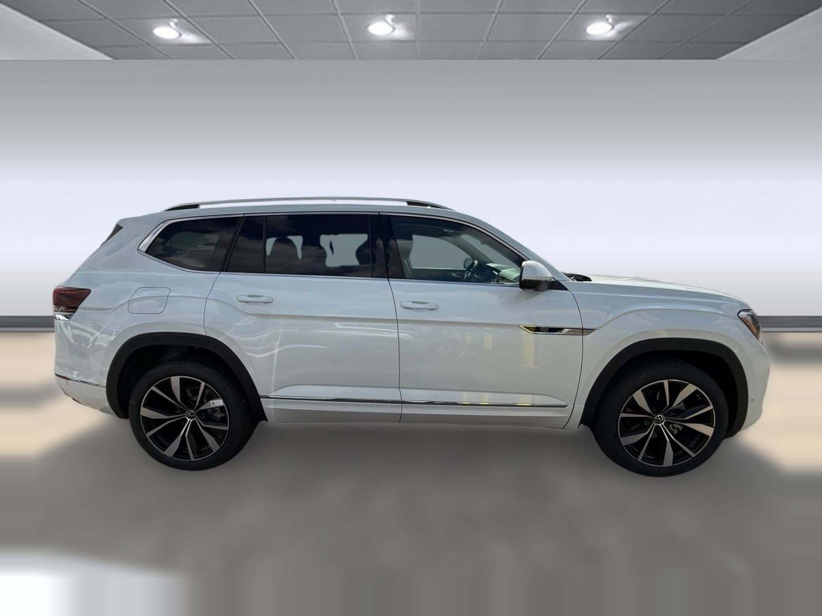 Certified 2026 Volkswagen Atlas SEL Premium R-Line AWD/4WD image 7