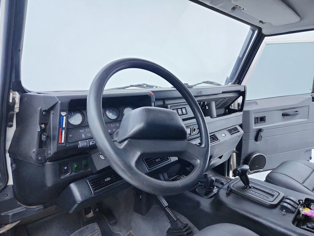 Used 1997 Land Rover Defender 90 image 13