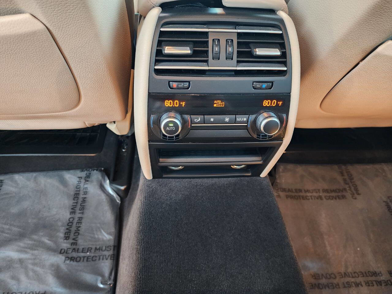 Used 2012 BMW 750Li w/ Driver Assistance Pkg image 34