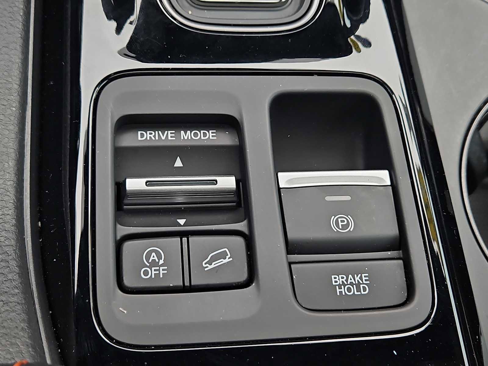 Certified 2025 Honda Pilot TrailSport image 32
