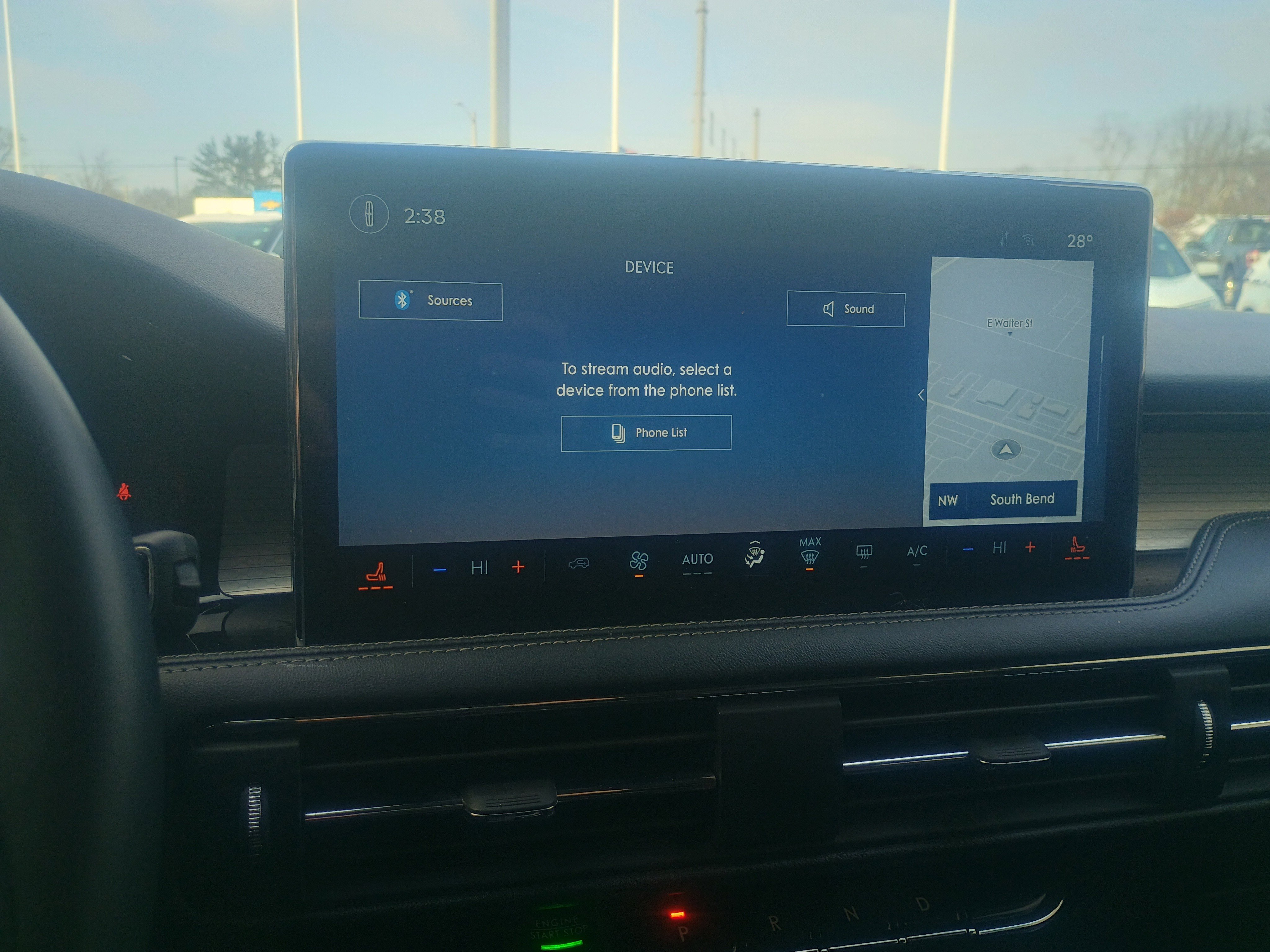 Used 2025 Lincoln Corsair AWD image 24