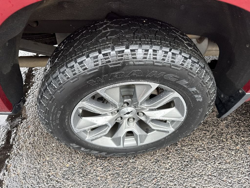 Certified 2020 Chevrolet Silverado 1500 RST image 40