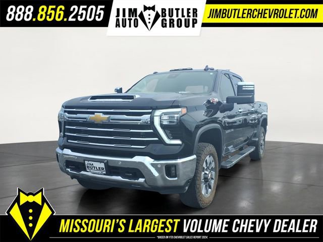 Used 2024 Chevrolet Silverado 3500 LTZ w/ LTZ Premium Package AWD/4WD image 1