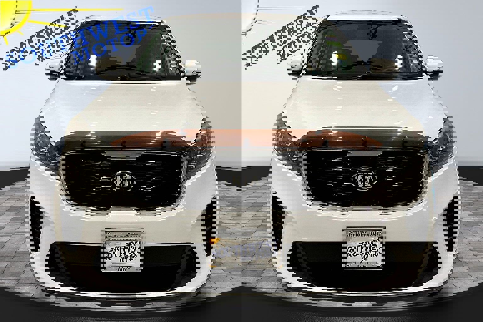 Used 2019 Kia Sorento LX image 2