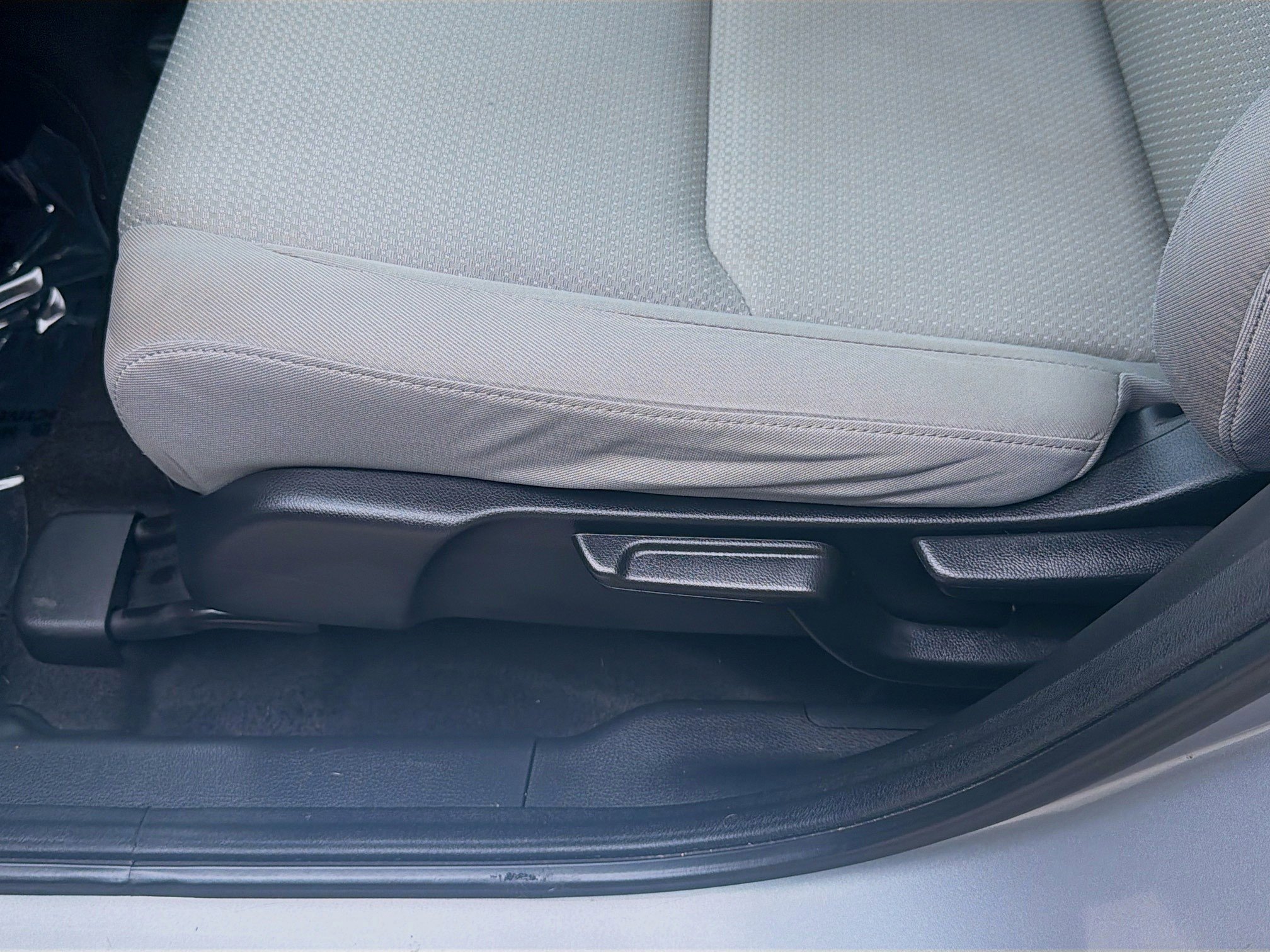 Certified 2022 Honda HR-V EX image 17