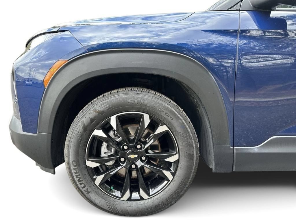 Used 2023 Chevrolet TrailBlazer LT FWD image 17