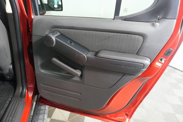 Used 2010 Ford Explorer Sport Trac XLT image 30