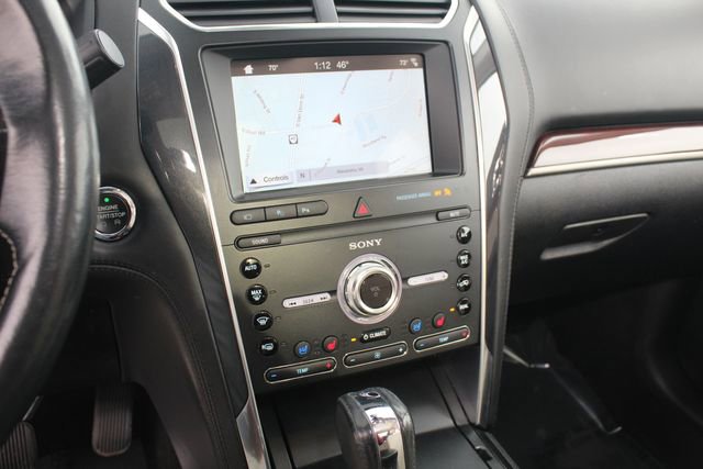 Used 2019 Ford Explorer Platinum image 16