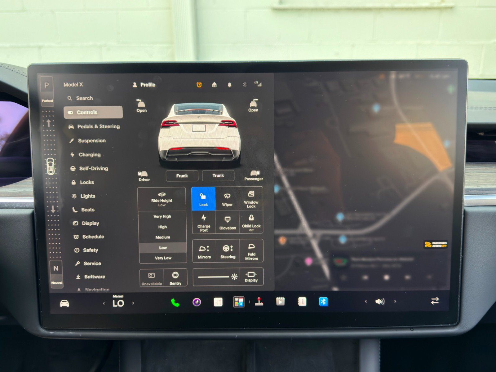Used 2022 Tesla Model X AWD/4WD image 23