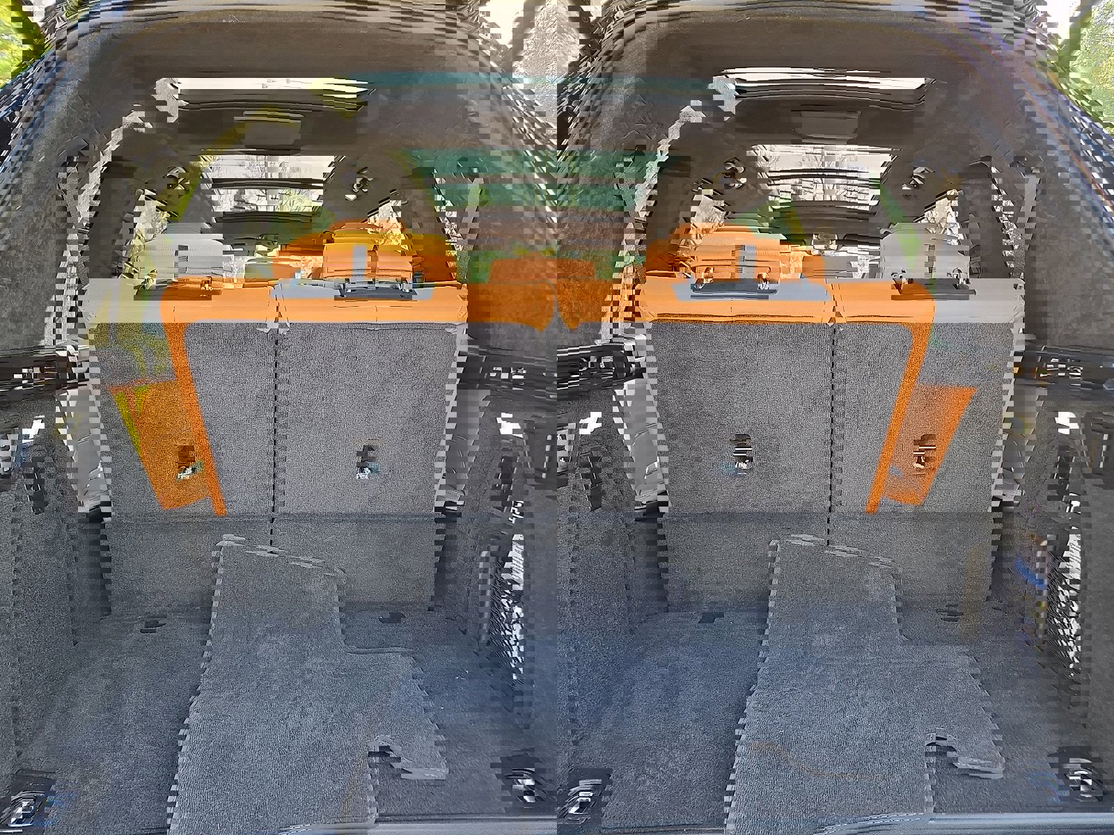 Used 2022 BMW X7 xDrive40i w/ M Sport Package image 28