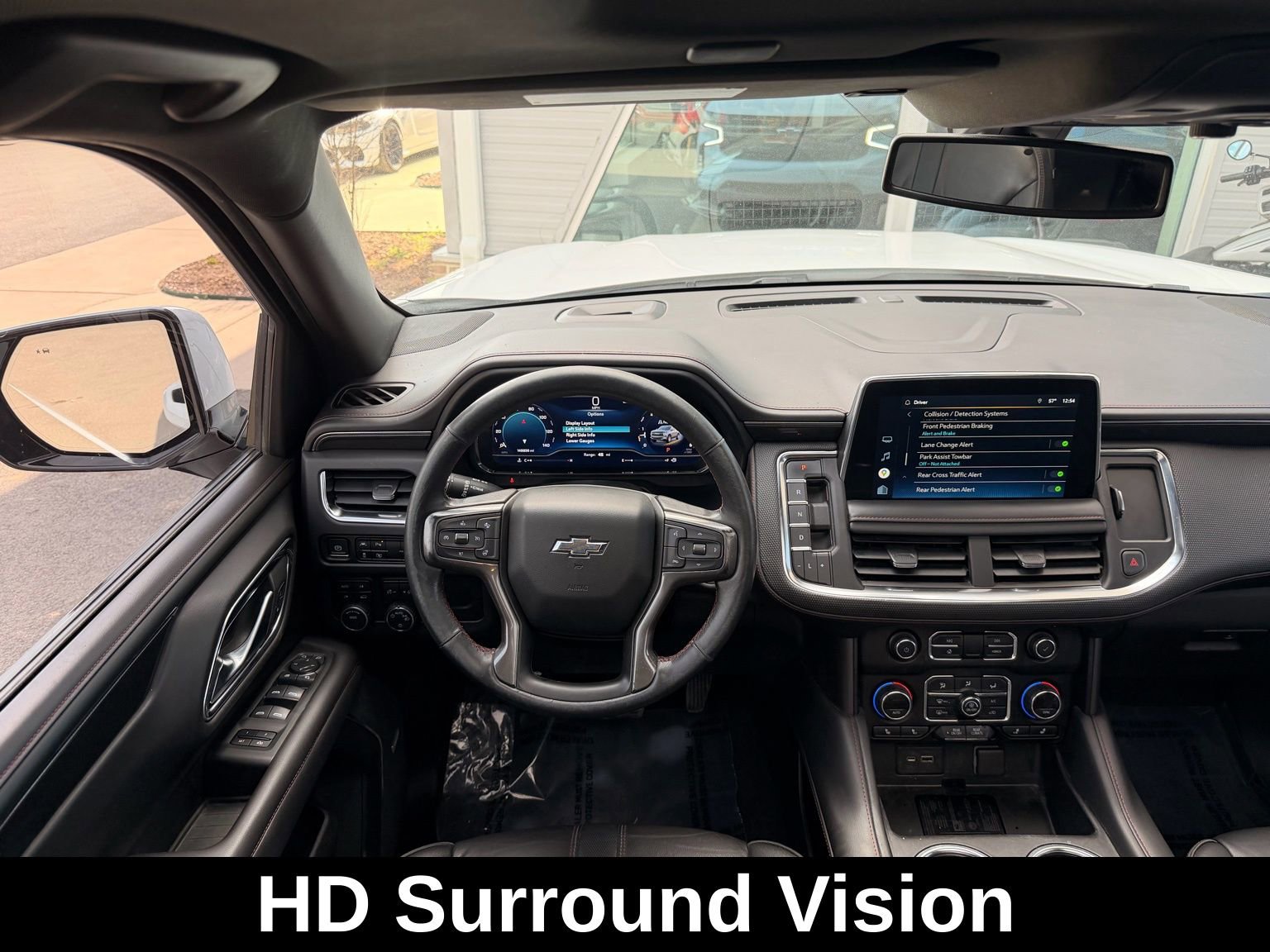 Used 2022 Chevrolet Tahoe RST w/ Luxury Package AWD/4WD image 33