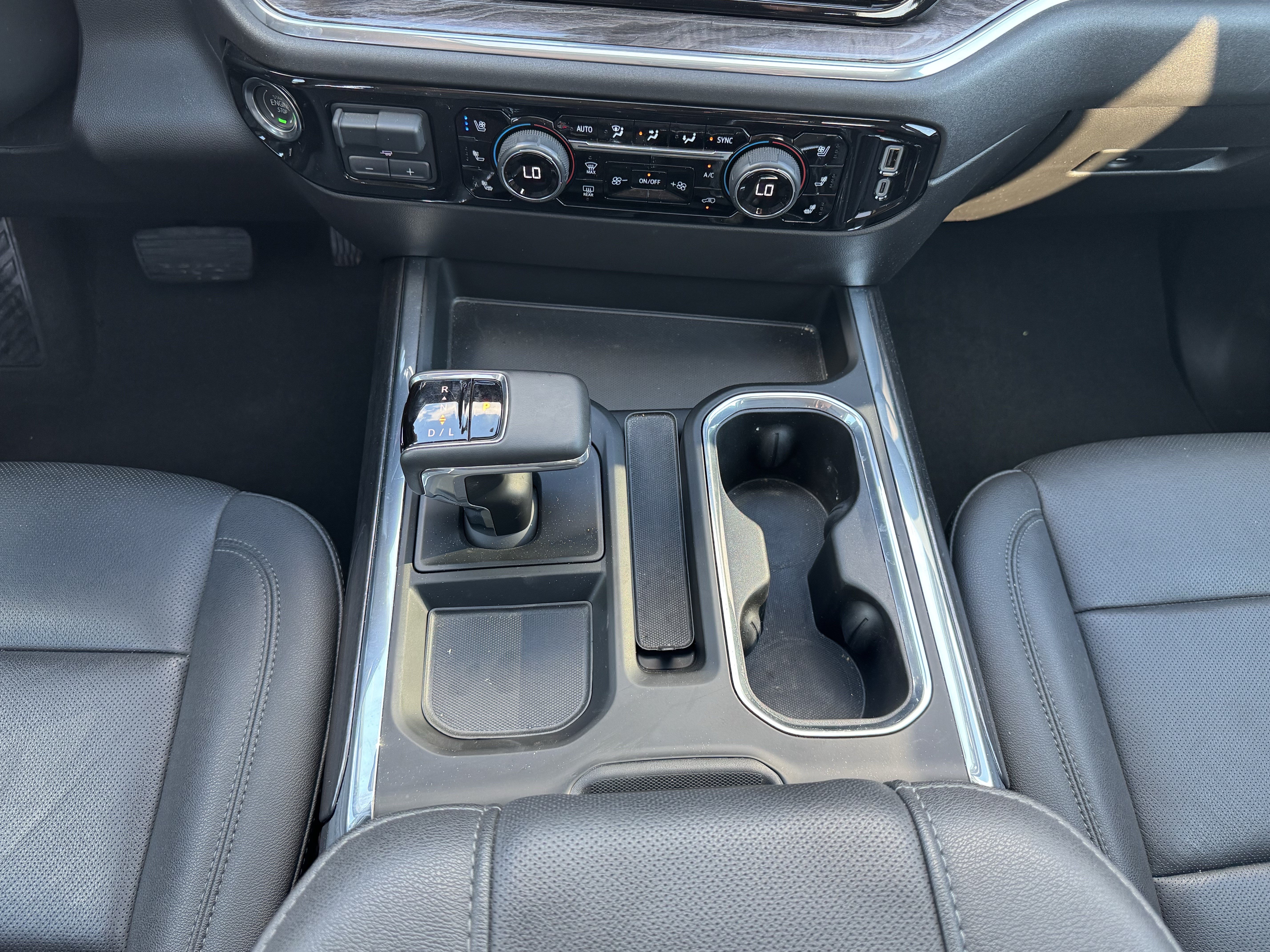 Used 2024 Chevrolet Silverado 1500 LTZ w/ LTZ Premium Texas Edition RWD image 27