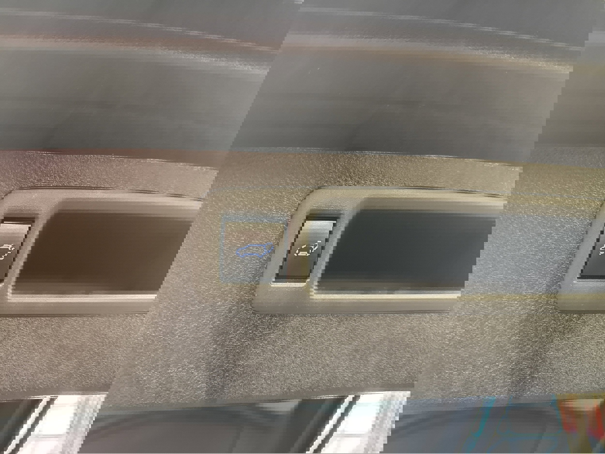 Used 2021 Toyota Highlander XLE image 24