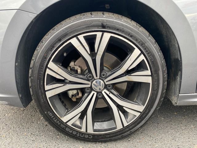 Used 2022 Volkswagen Passat 2.0T image 22