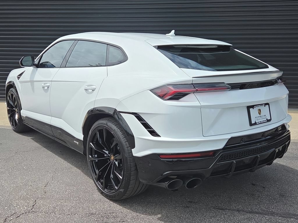 Used 2024 Lamborghini Urus S AWD/4WD image 3