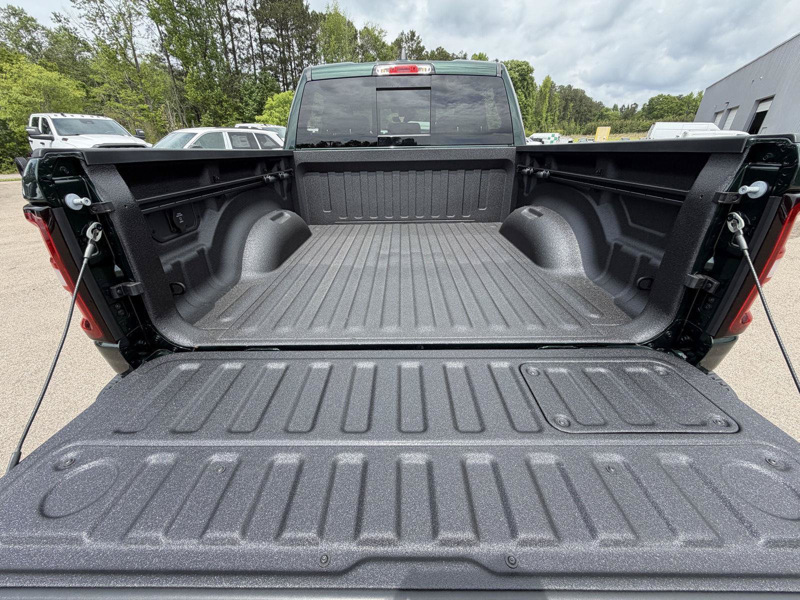 New 2026 RAM 1500 Rebel w/ Rebel Level 2 Equipment Group AWD/4WD image 18