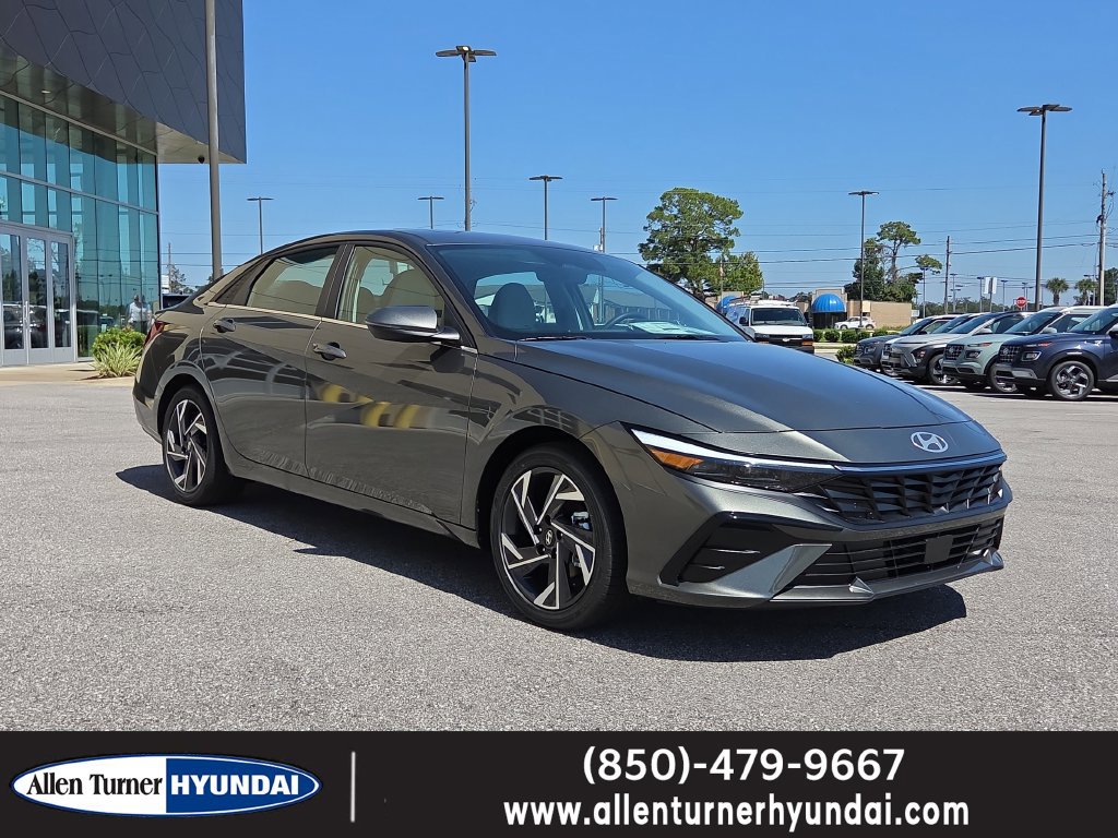 New 2026 Hyundai Elantra Limited FWD 360° Tour