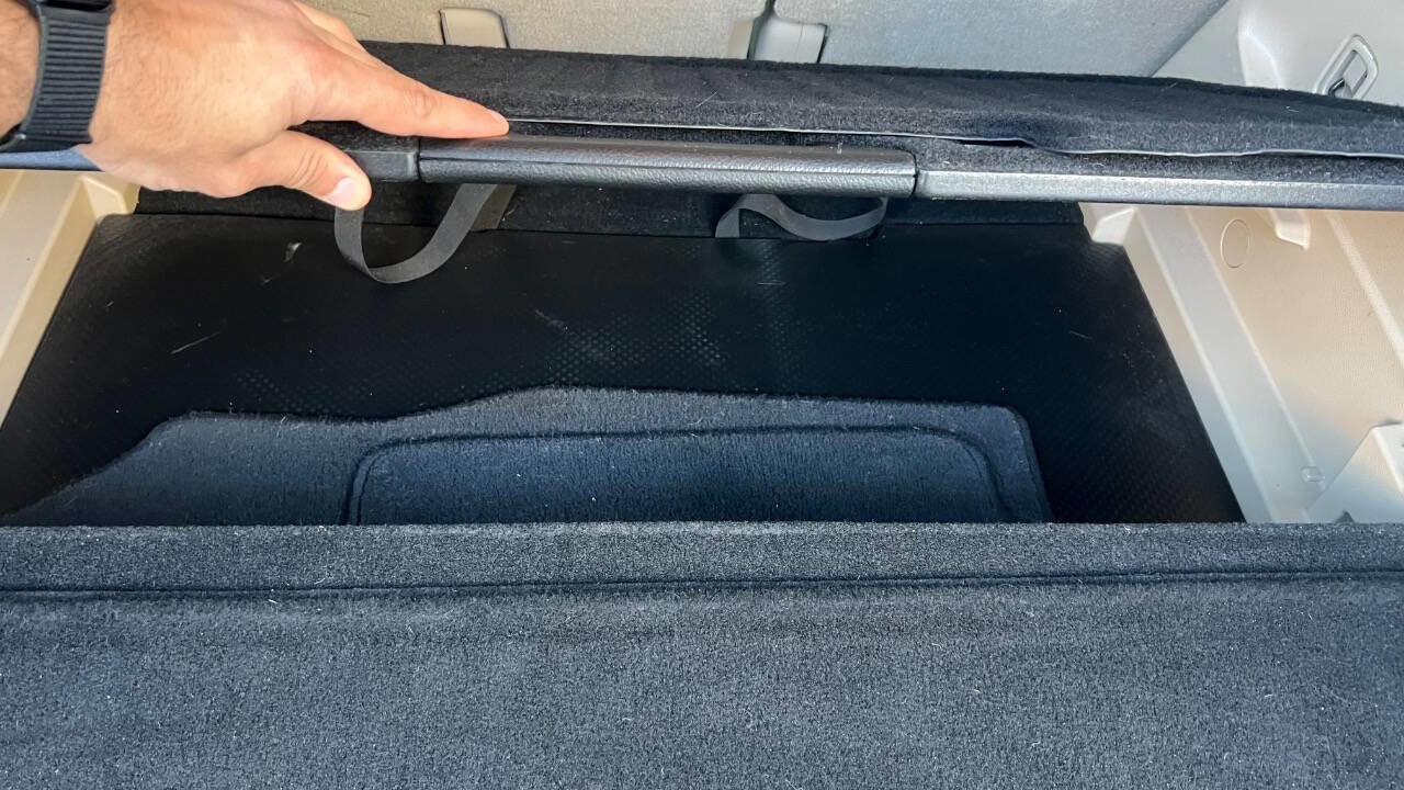 Used 2017 Nissan Rogue SV image 22