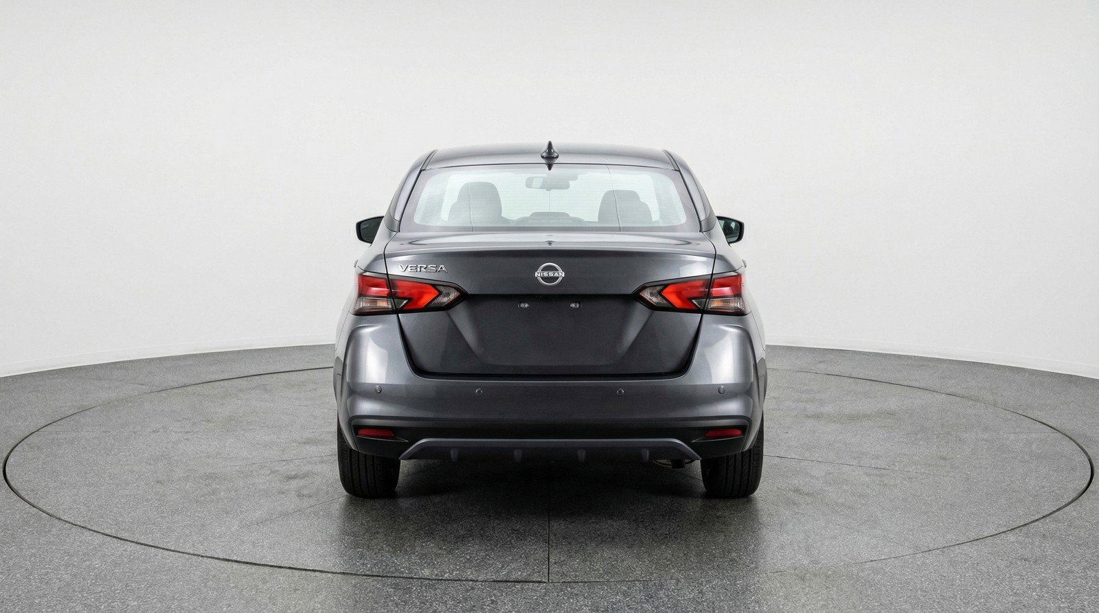 Used 2025 Nissan Versa SV image 7