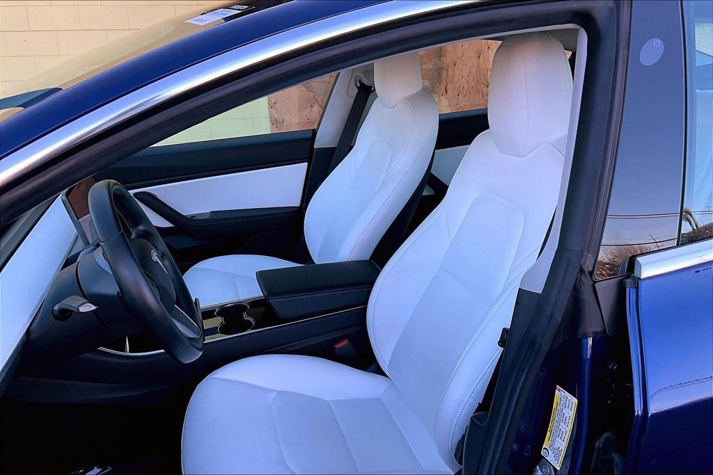 Used 2019 Tesla Model 3 Long Range image 9