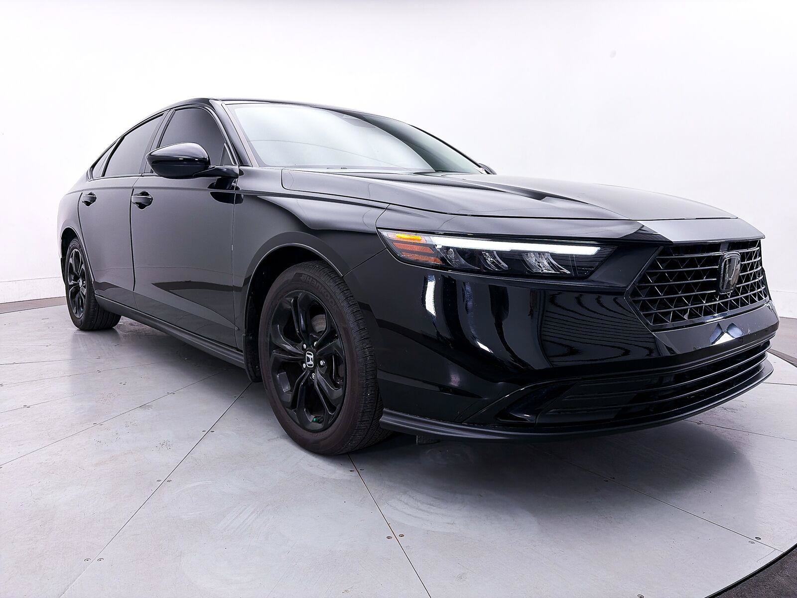 Used 2025 Honda Accord SE image 9