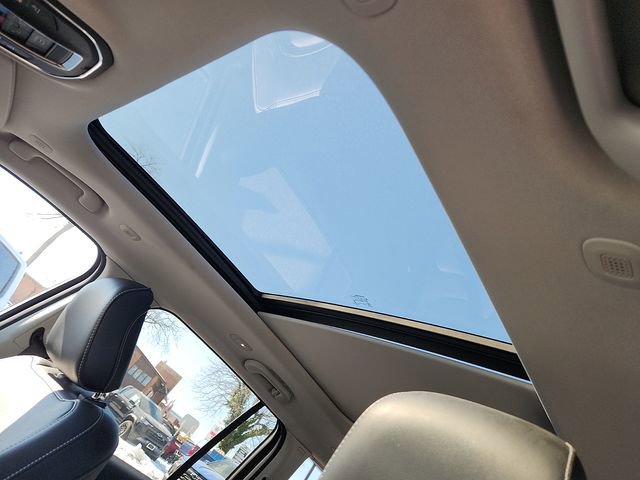 Used 2022 Jeep Grand Cherokee Limited 4xe image 14