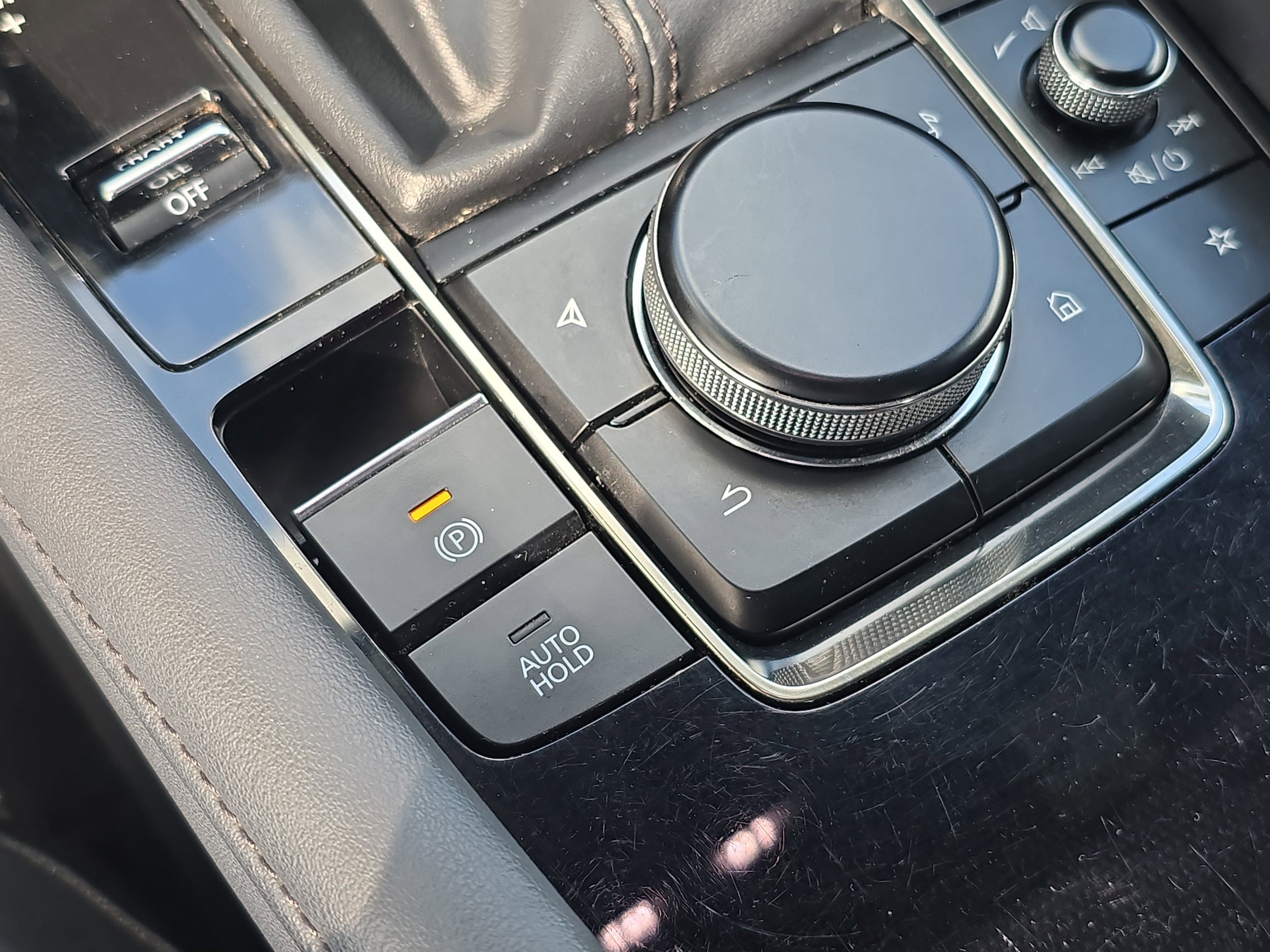 Used 2019 MAZDA MAZDA3 Hatchback w/ Premium Package image 26