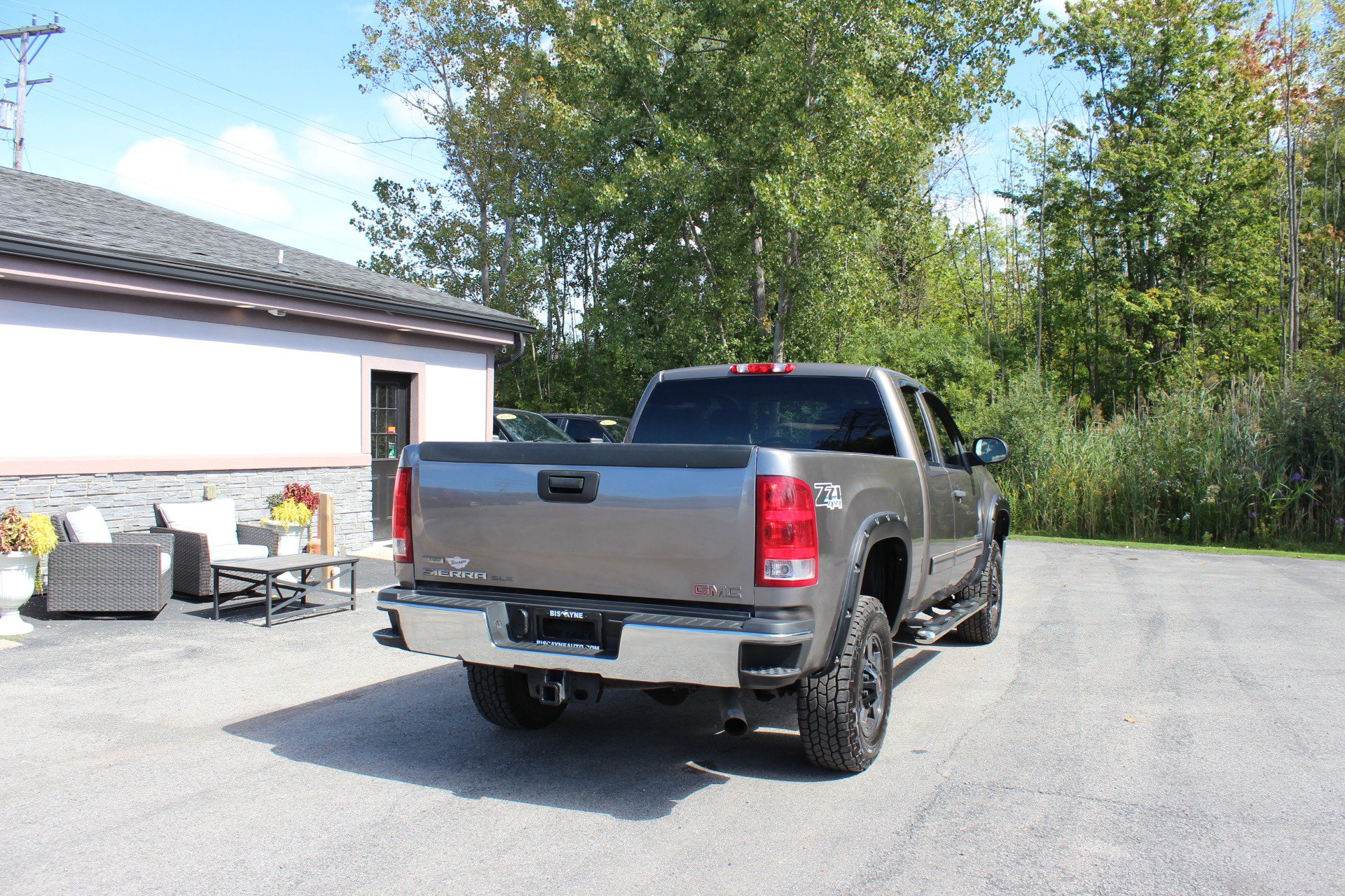 Used 2012 GMC Sierra 2500 SLE w/ Snow Plow Prep Package AWD/4WD image 5