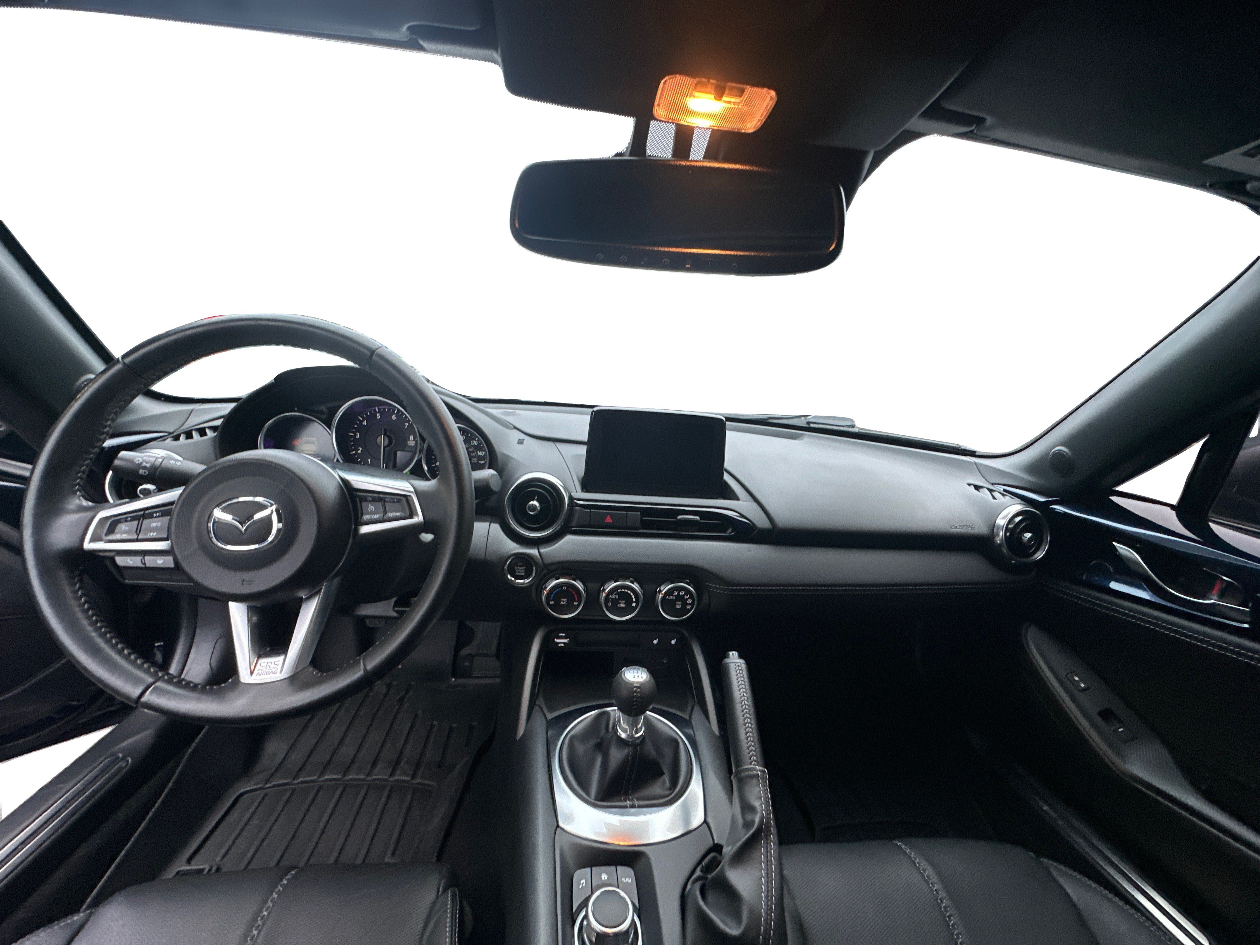 Used 2021 MAZDA MX-5 Miata RF Grand Touring RWD image 11