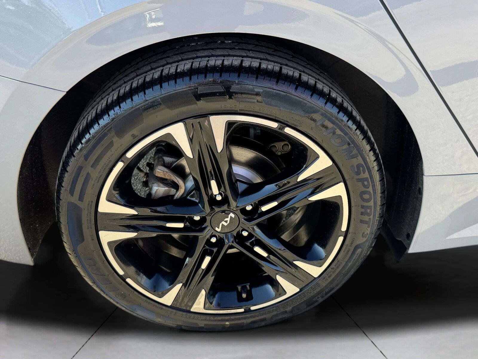 Used 2022 Kia K5 GT-Line AWD/4WD image 54
