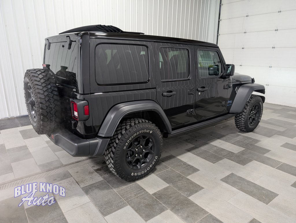 Used 2023 Jeep Wrangler Unlimited w/ Sun & Screen Package AWD/4WD image 4