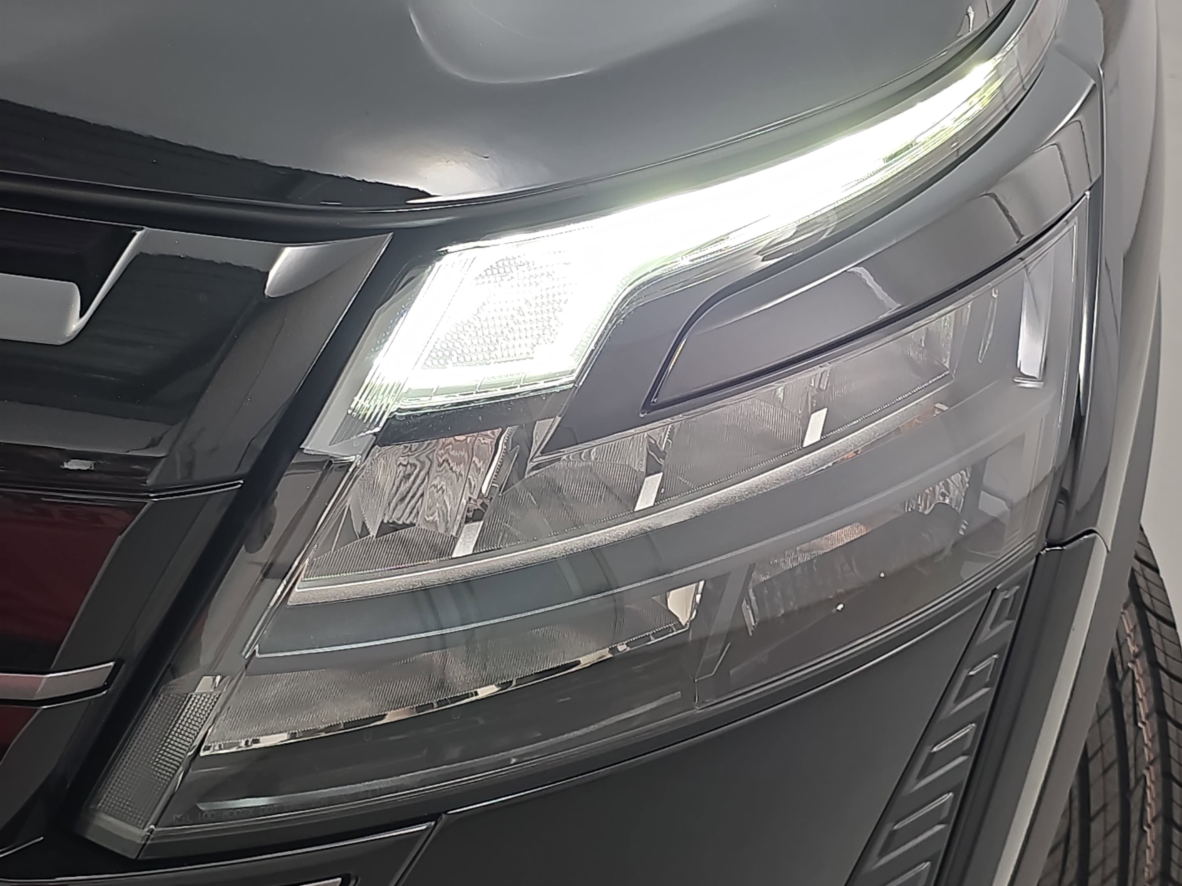 New 2026 Nissan Pathfinder SV AWD/4WD image 32