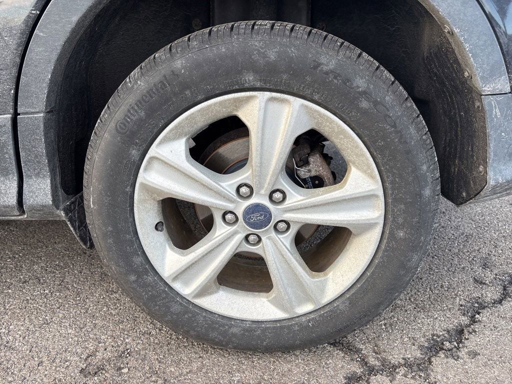 Used 2016 Ford Escape SE w/ SE Cold Weather Package image 7