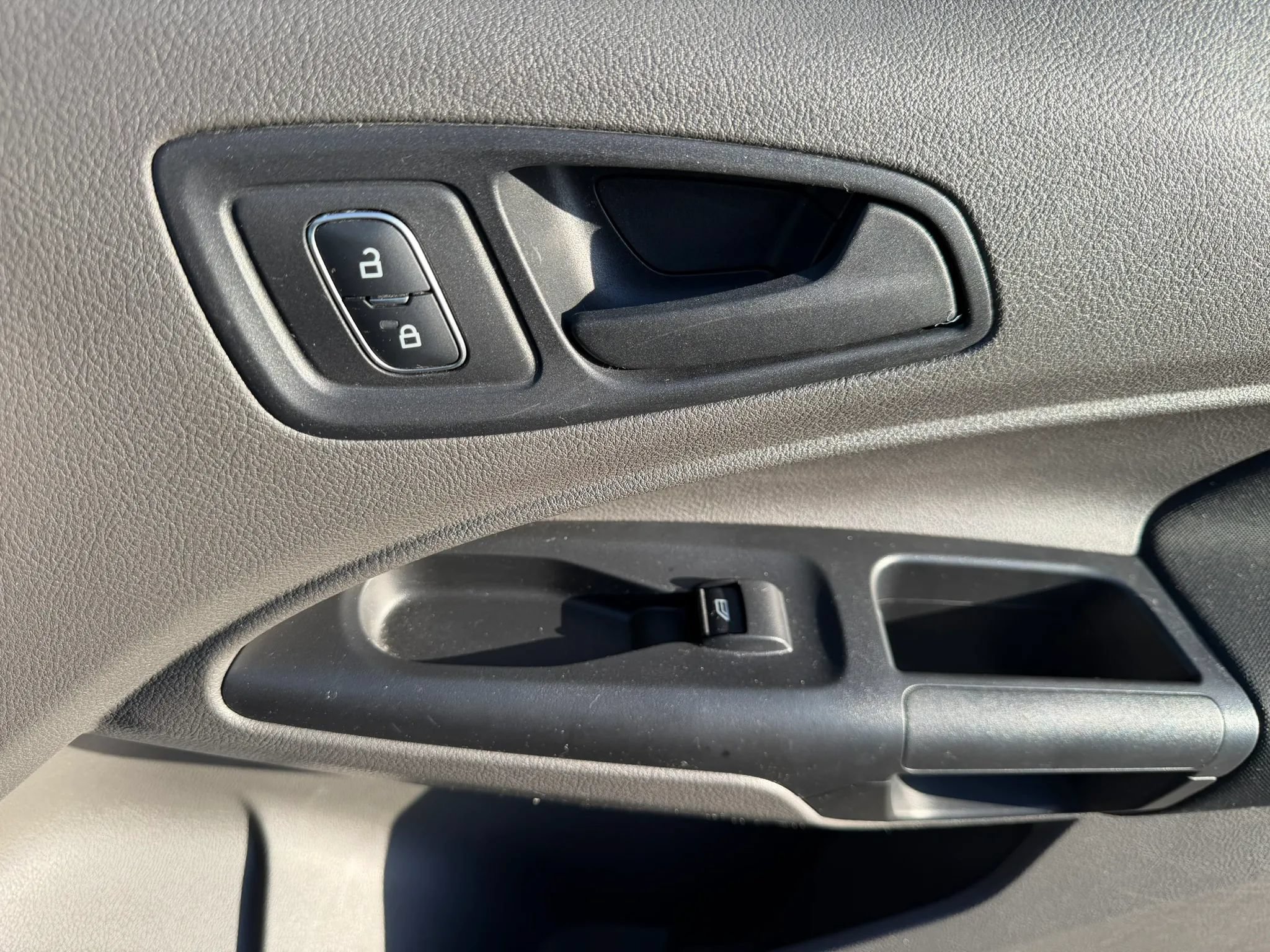 Used 2019 Ford Transit Connect XL FWD image 21