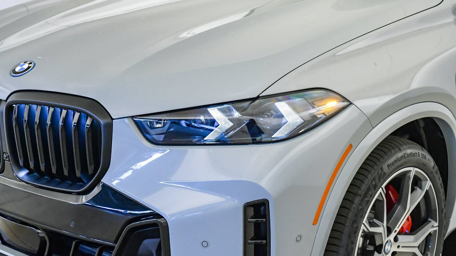 New 2026 BMW X5 xDrive50e w/ M Sport Package AWD/4WD image 9