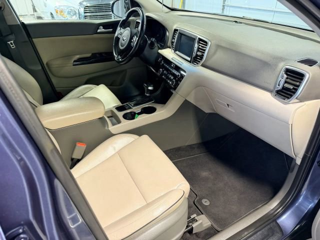 Used 2018 Kia Sportage EX AWD/4WD image 11