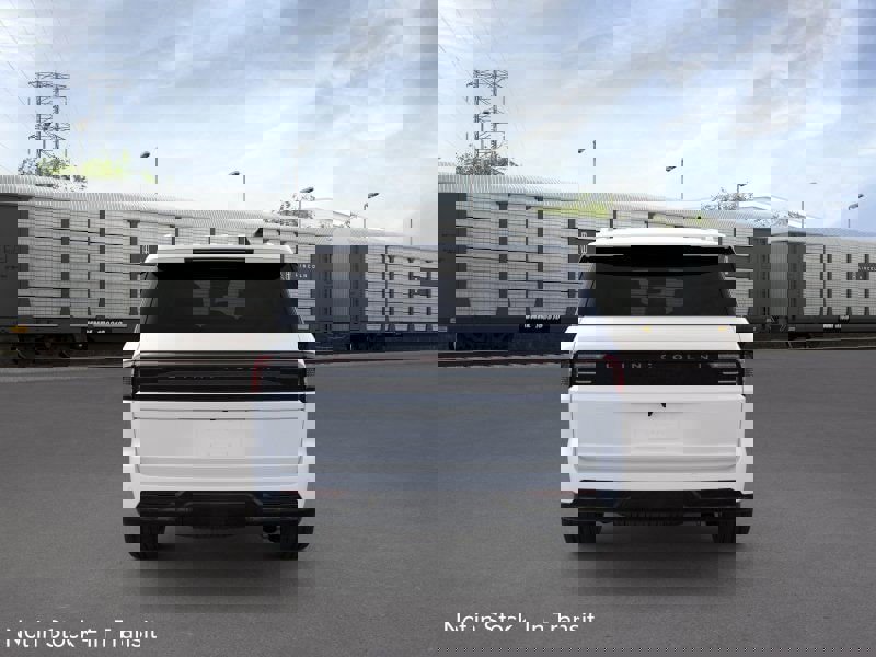 New 2026 Lincoln Navigator Reserve image 28