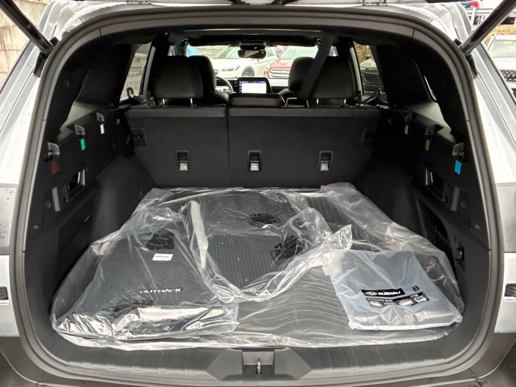 New 2026 Subaru Outback Limited AWD/4WD image 34