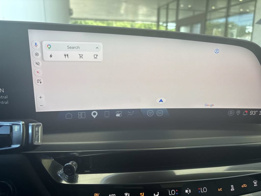 Certified 2024 Cadillac Lyriq Luxury AWD/4WD image 14
