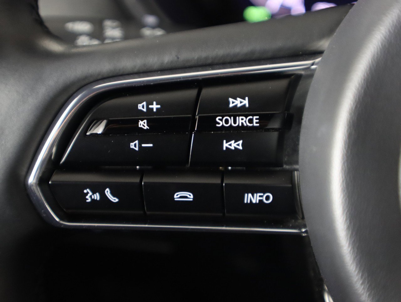 Used 2025 MAZDA CX-90 Plug-In Hybrid w/ Premium Plus image 22