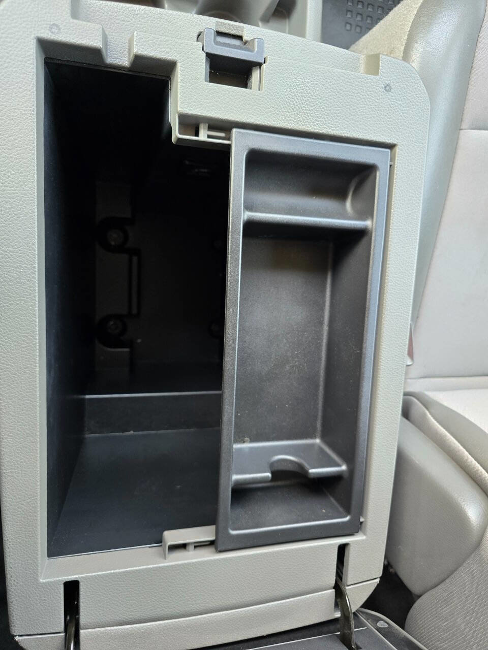 Used 2017 Nissan NV 2500 SL image 18