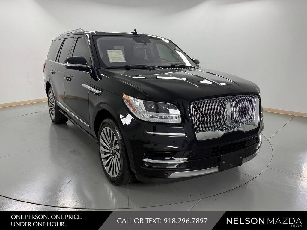 Used 2020 Lincoln Navigator Reserve w/ Luxury Package AWD/4WD image 4