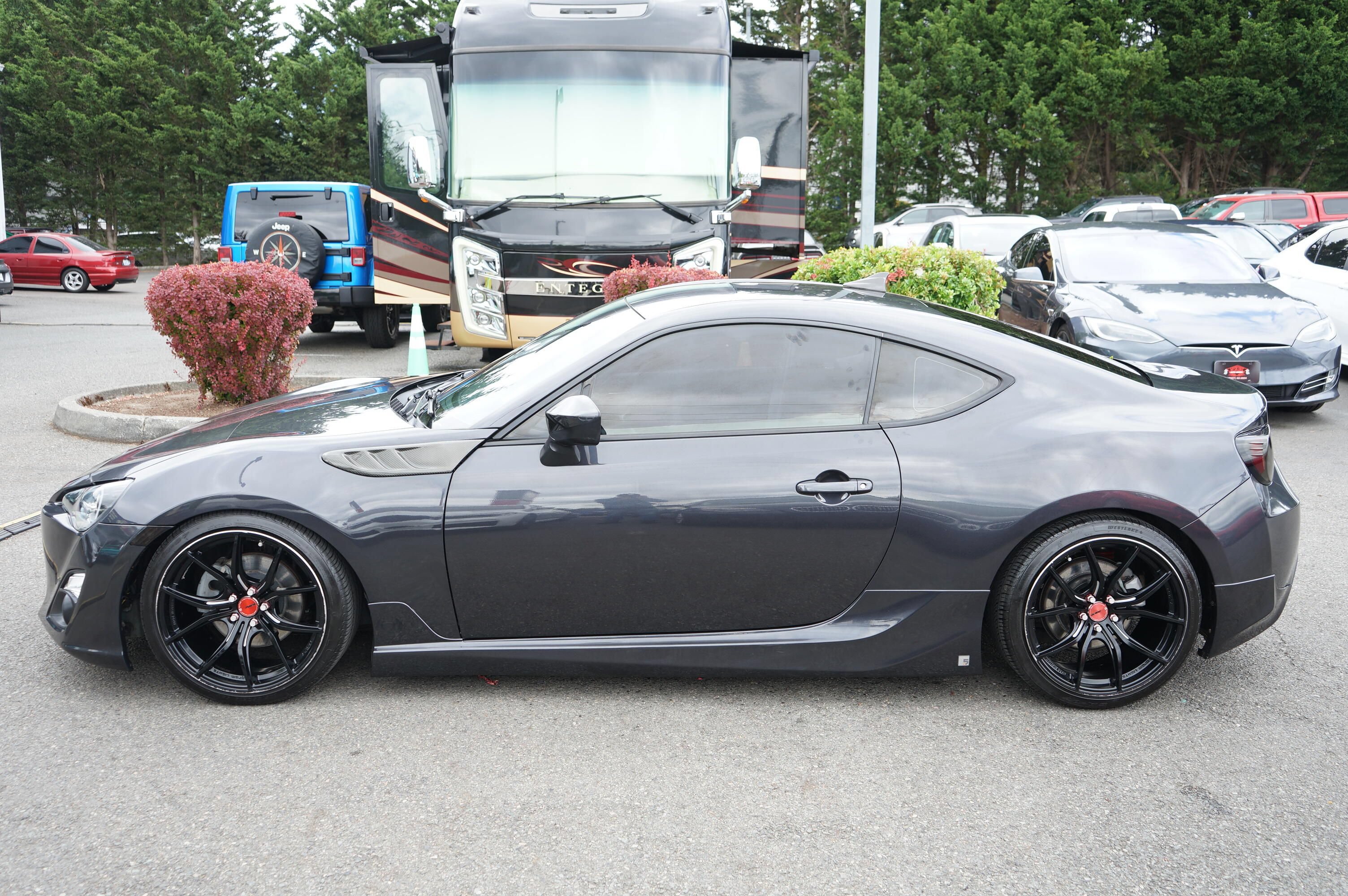 Used 2013 Scion FR-S RWD image 2