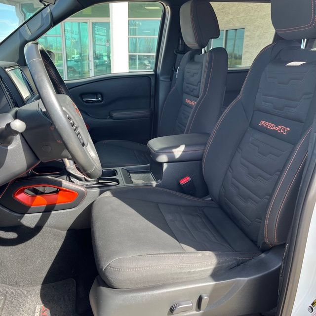 Used 2024 Nissan Frontier PRO-4X AWD/4WD image 11