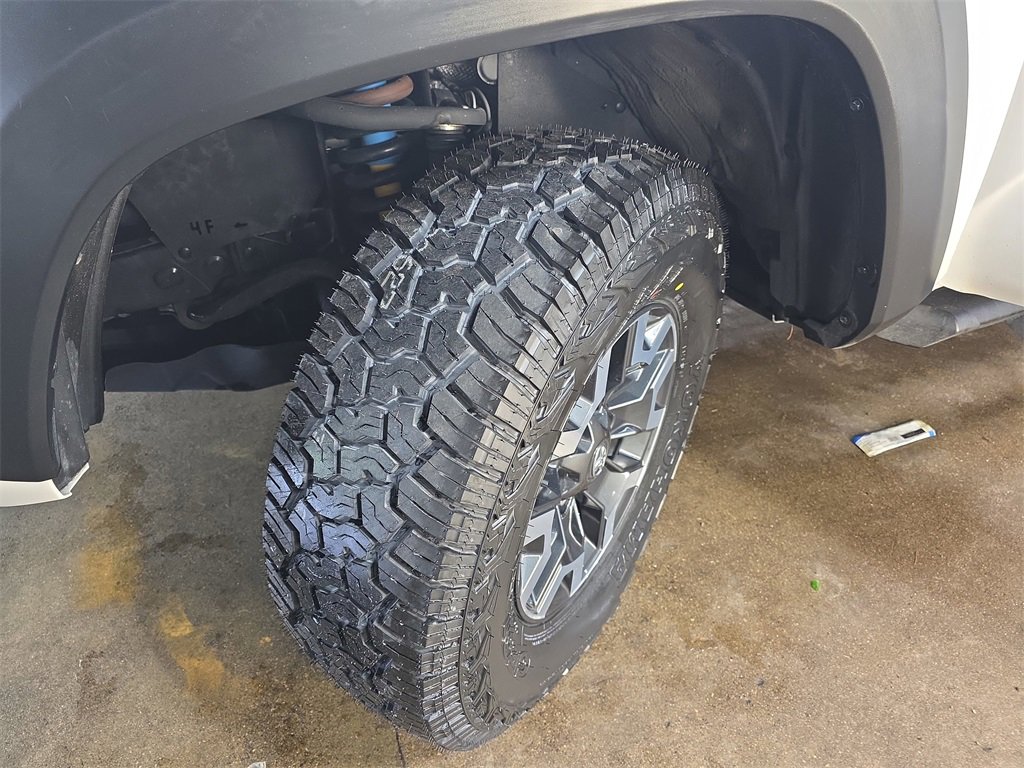 Used 2023 Toyota Tacoma TRD Off-Road image 29