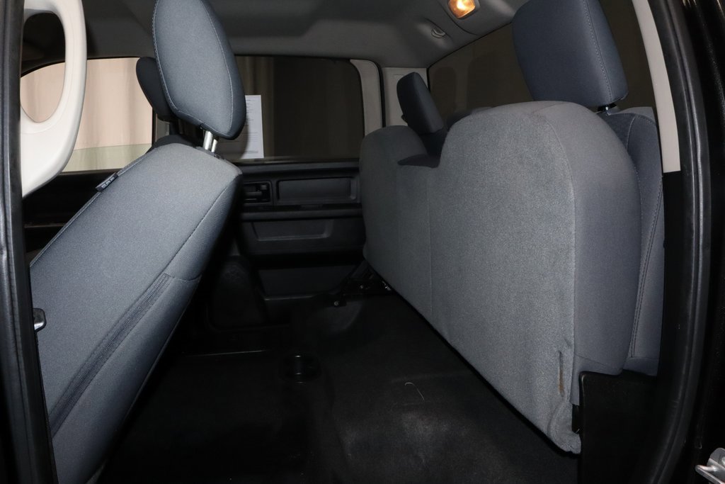 Used 2017 RAM 1500 Express w/ Black Ram 1500 Express Group image 17