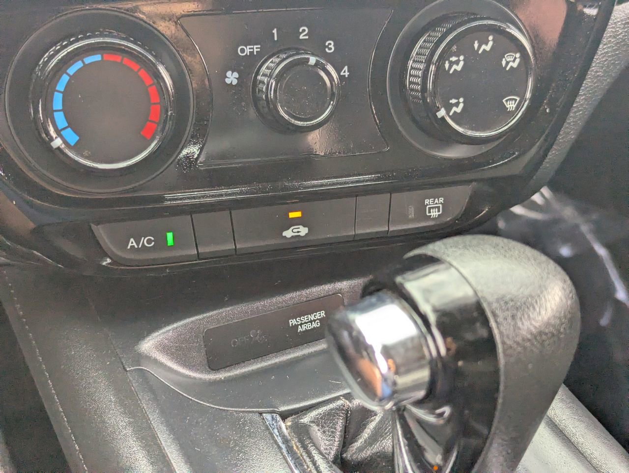 Used 2020 Honda HR-V LX image 27