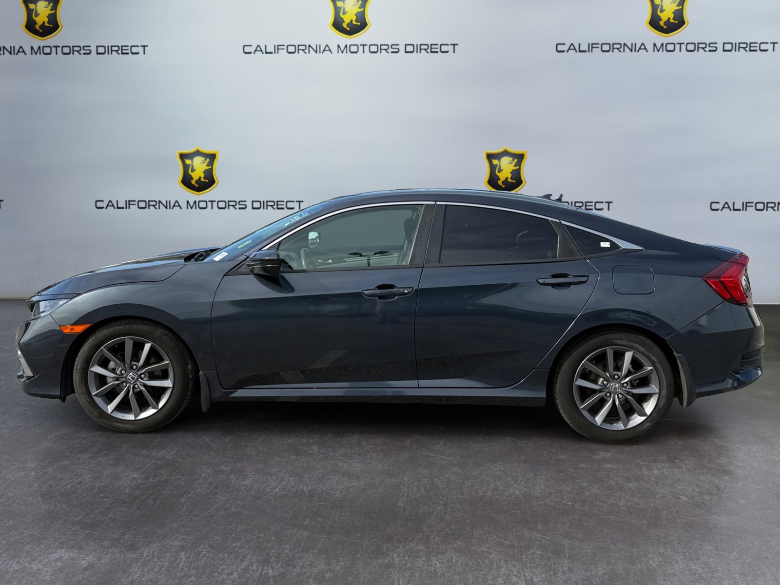 Used 2020 Honda Civic EX image 2