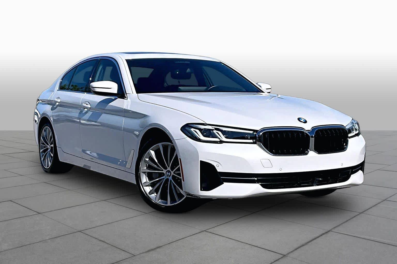 Used 2023 BMW 530i w/ Premium Package RWD image 2